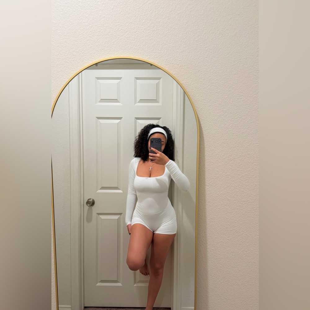 Snowflake Romper - Picture 3 of 4